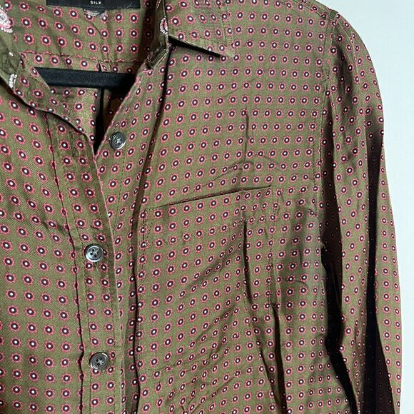 Banana Republic silk patterned button down shirt - Picture 2 of 4